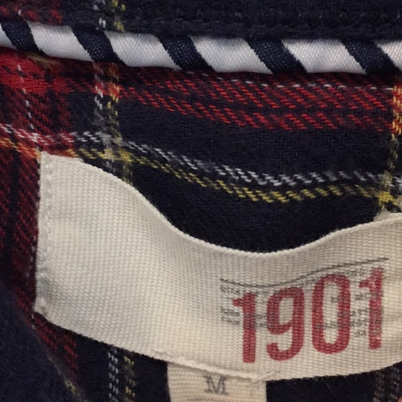 Nordstrom button up - Picture 3 of 4